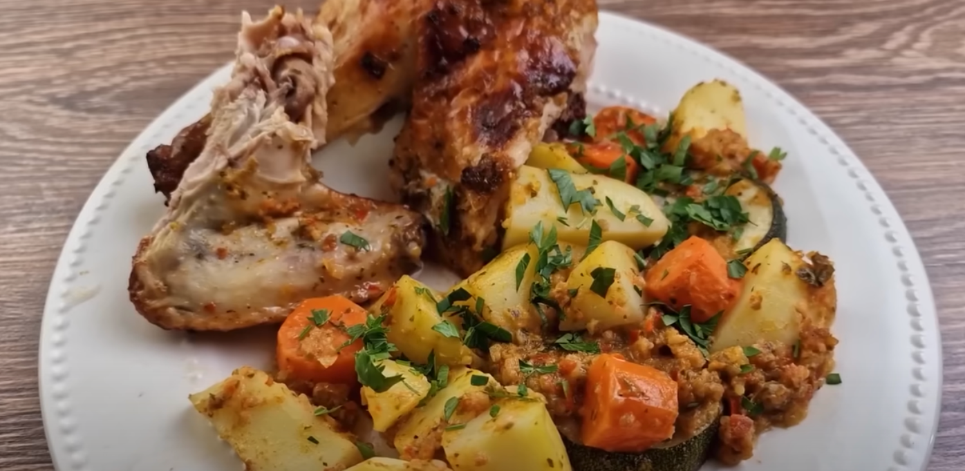 Pollo al horno con verduras y patatas